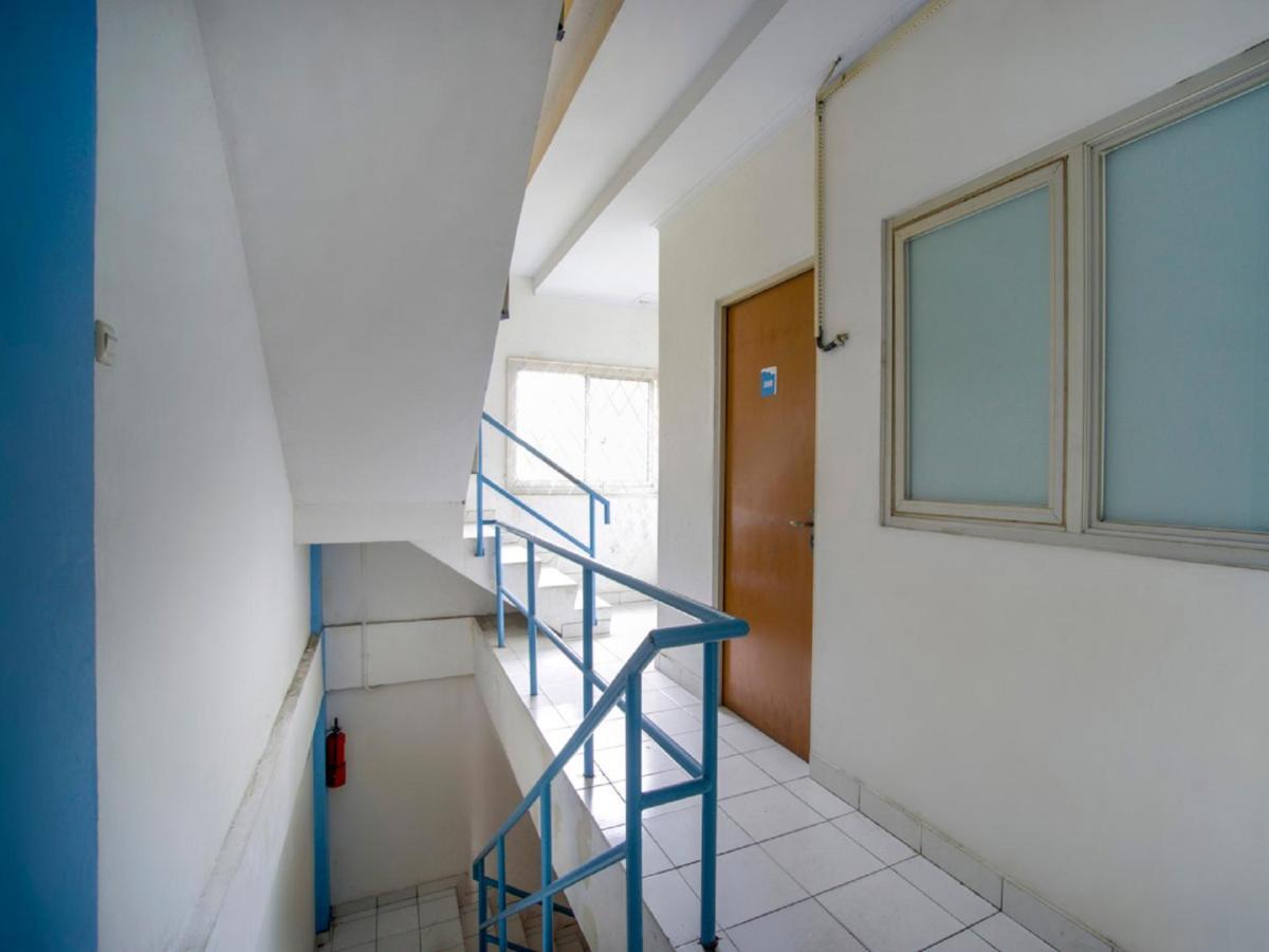 Hotel Oyo 3754 Prosperity Mansion Giacarta Esterno foto