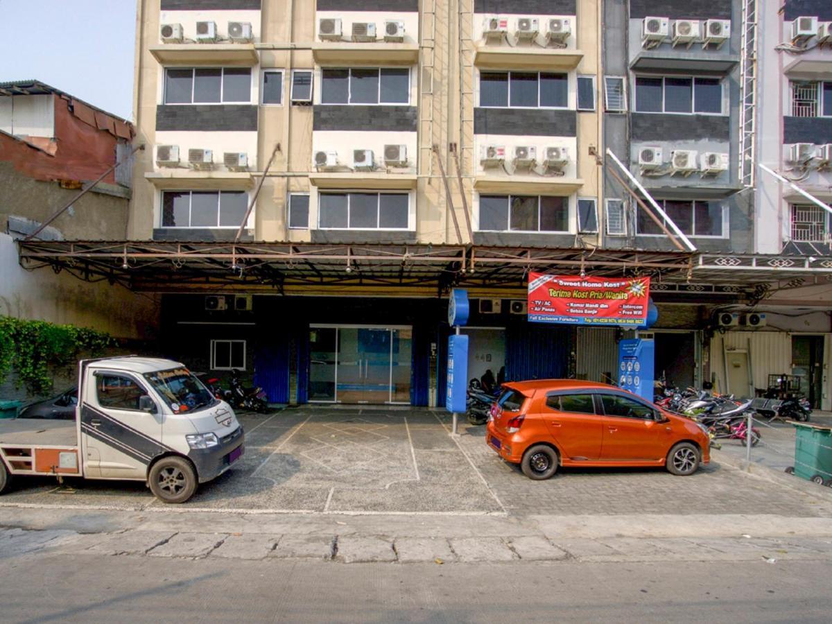 Hotel Oyo 3754 Prosperity Mansion Giacarta Esterno foto