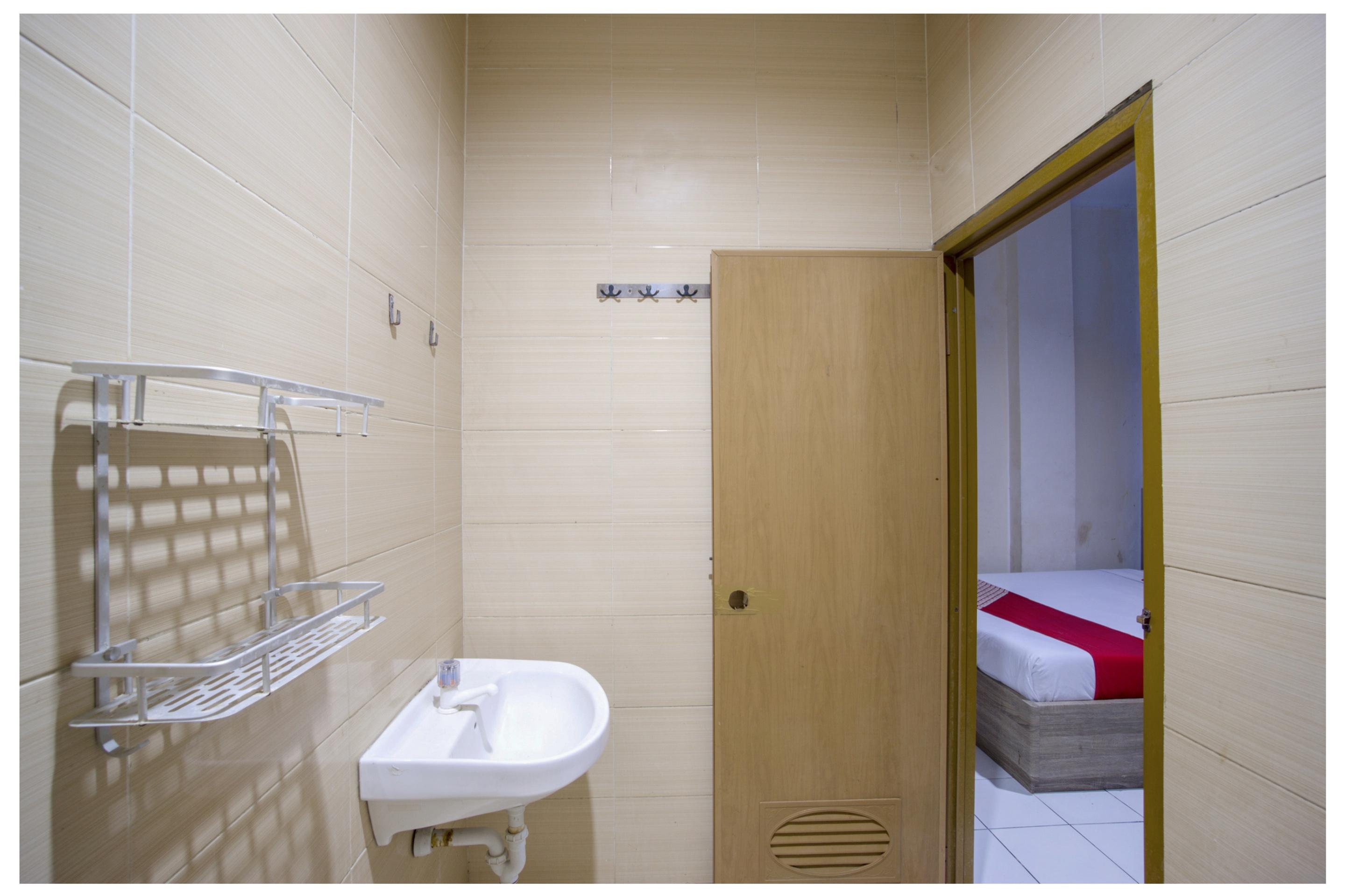 Hotel Oyo 3754 Prosperity Mansion Giacarta Esterno foto